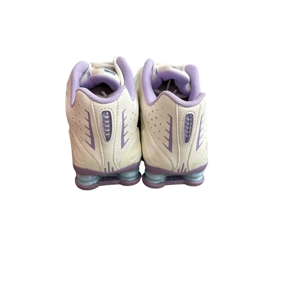 Nike Shox R4 Guava Ice Lavender Purple Silver Sneakers HF4050-001 Womens 8 6.5Y